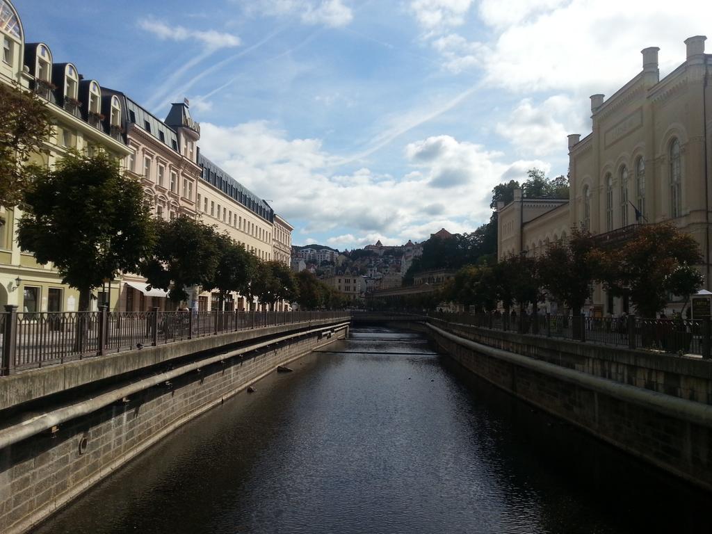 Apartments Valencia Karlovy Vary Exterior foto